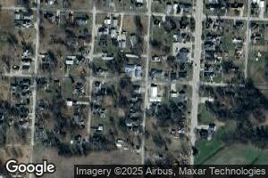 607 Dubois Ave, Sumner, IL 62466