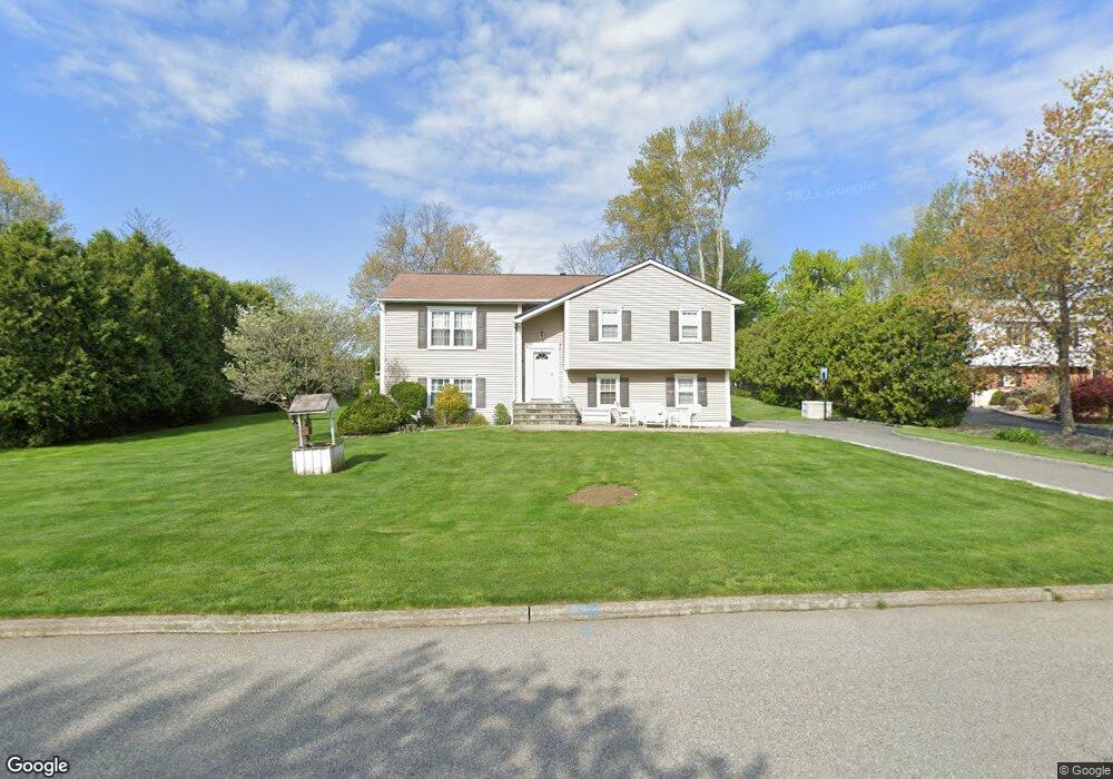 2714 Belle Ct, Yorktown Heights, NY 10598 - photo 1