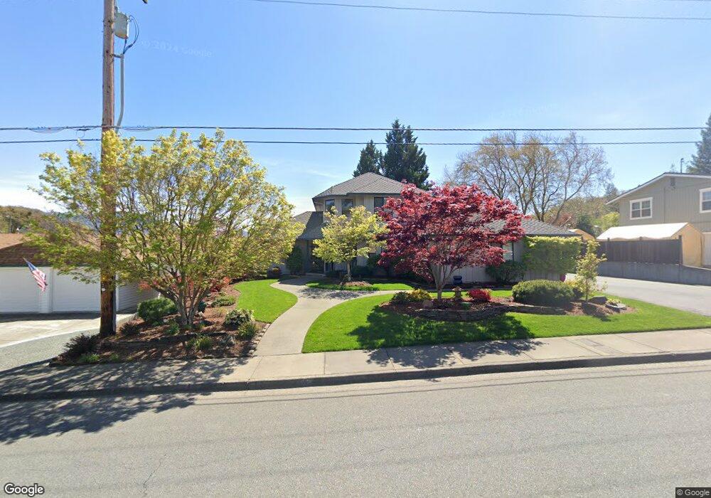 711 NW Midland Ave, Grants Pass, OR 97526 - photo 1