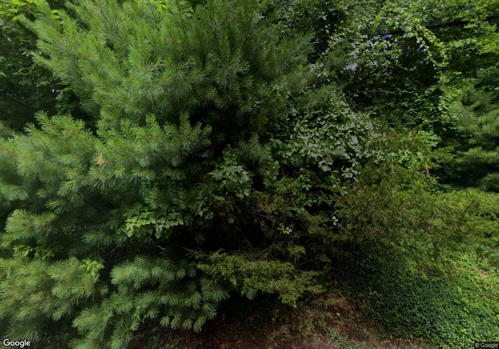 199 Duncaster Rd, Bloomfield, CT 06002 - photo 1