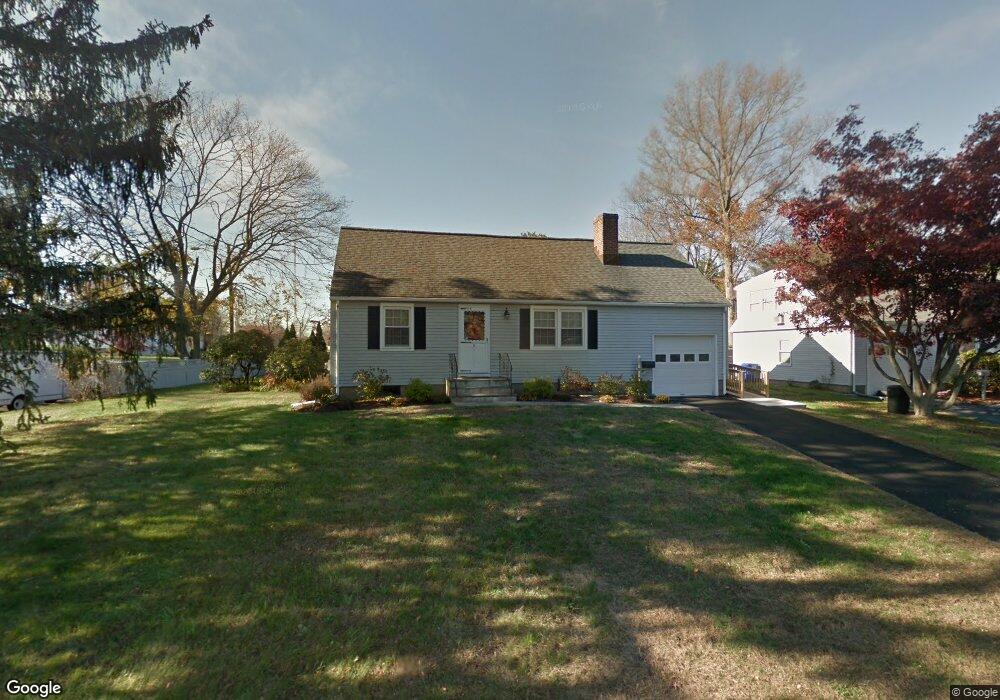 8 Shamrock Ln, Norwalk, CT 06850 - photo 1