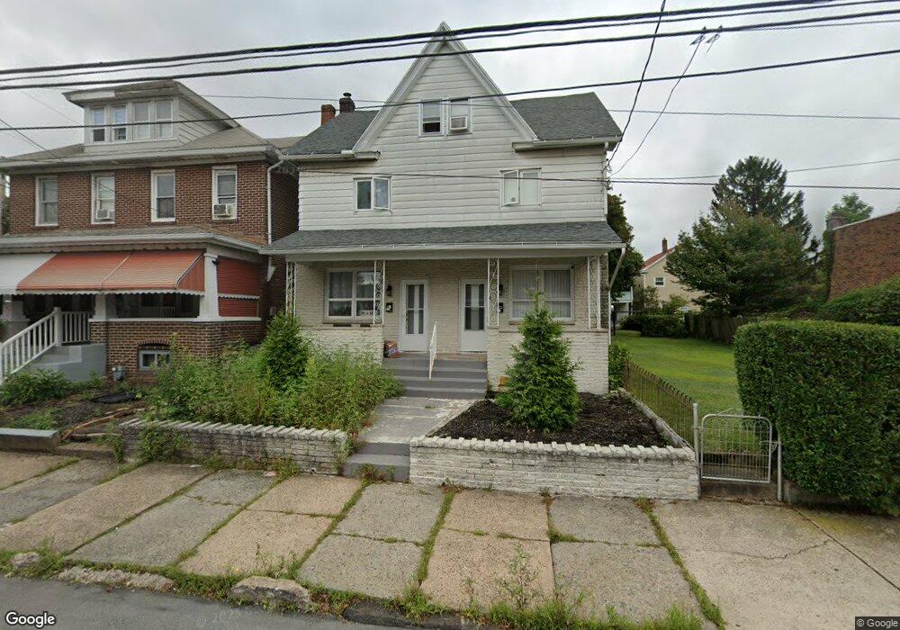 672 N Wyoming St, Hazleton, PA 18201 - photo 1