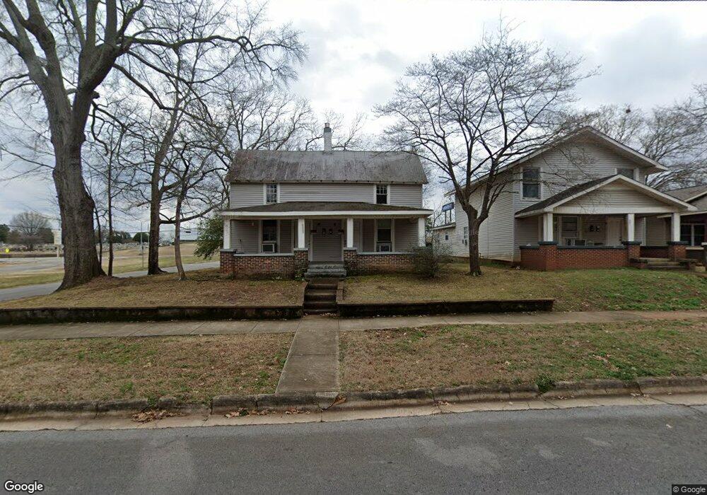 626 E Mobile St, Florence, AL 35630 - photo 1