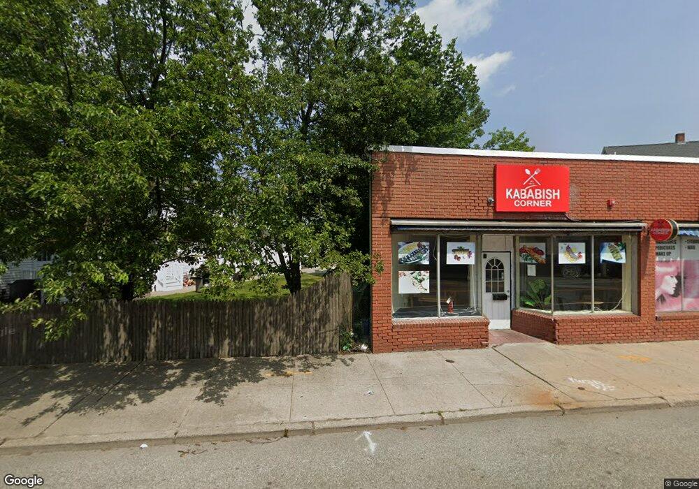 557 Smithfield Ave, Pawtucket, RI 02860 - photo 1