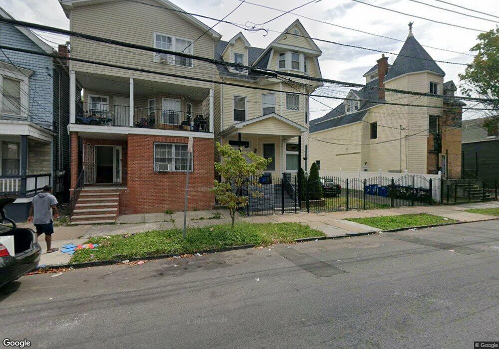 182 Littleton Ave unit 1, Newark, NJ 07103 - photo 1