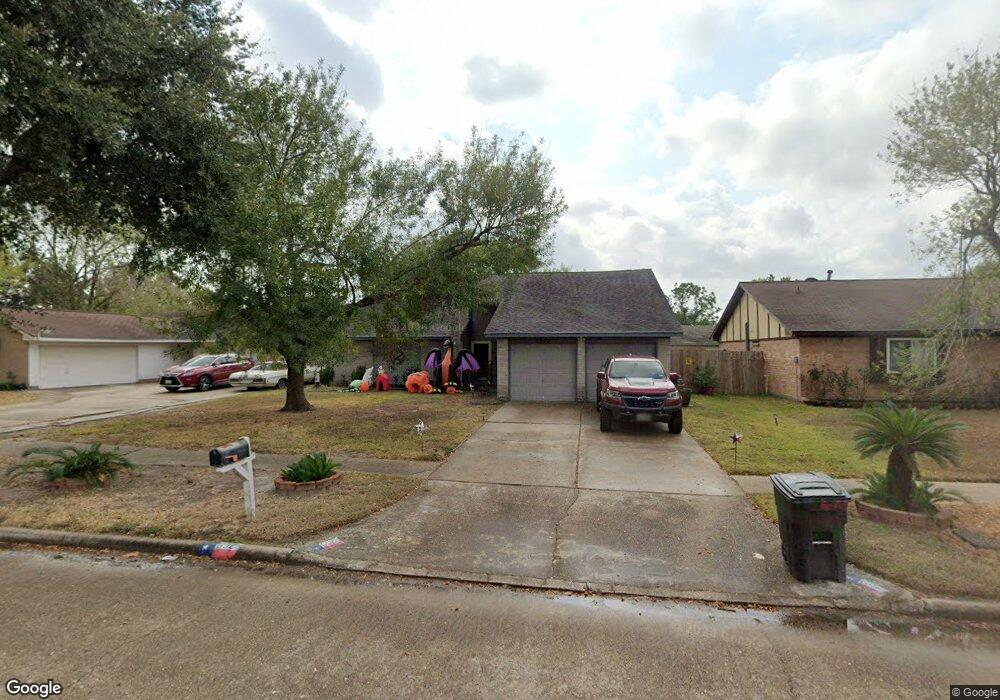 6923 Winding Trace Dr, Houston, TX 77086 - photo 1