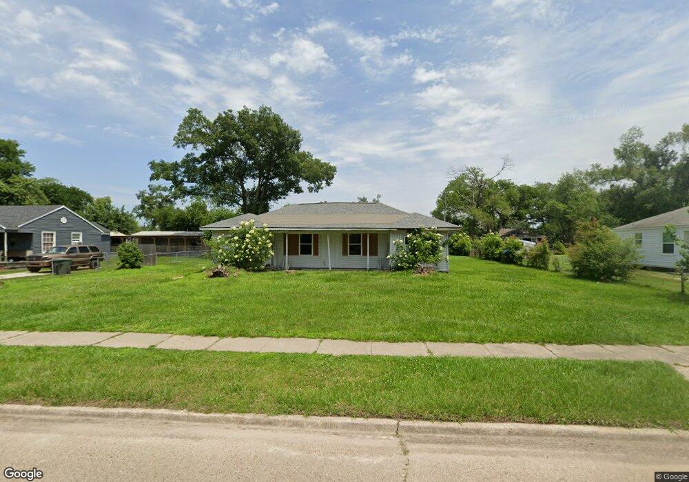 3819 Swanee St, Lake Charles, LA 70607 - photo 1