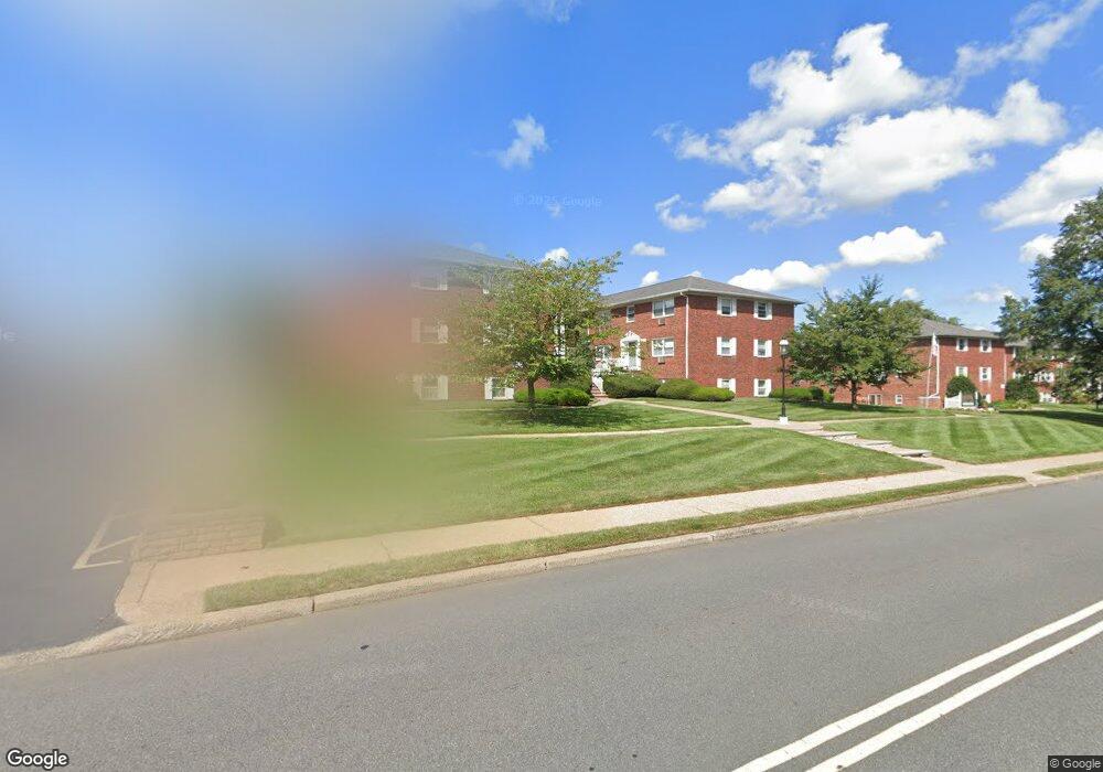 197 N Beverwyck Rd unit 3, Lake Hiawatha, NJ 07034 - photo 1