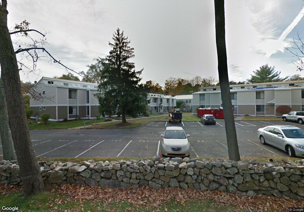 30 Olcott Way, Ridgefield, CT 06877 - photo 1