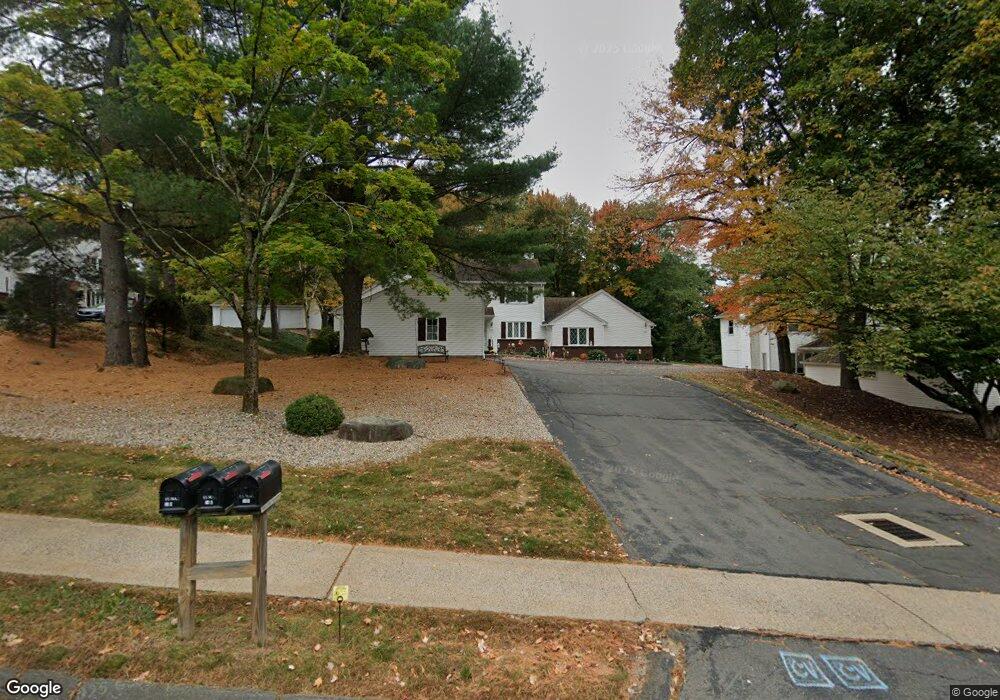 34 Rita Dr unit B, Bristol, CT 06010 - photo 1