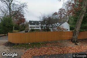 426 Woodbury Rd, Cold Spring Harbor, NY 11724