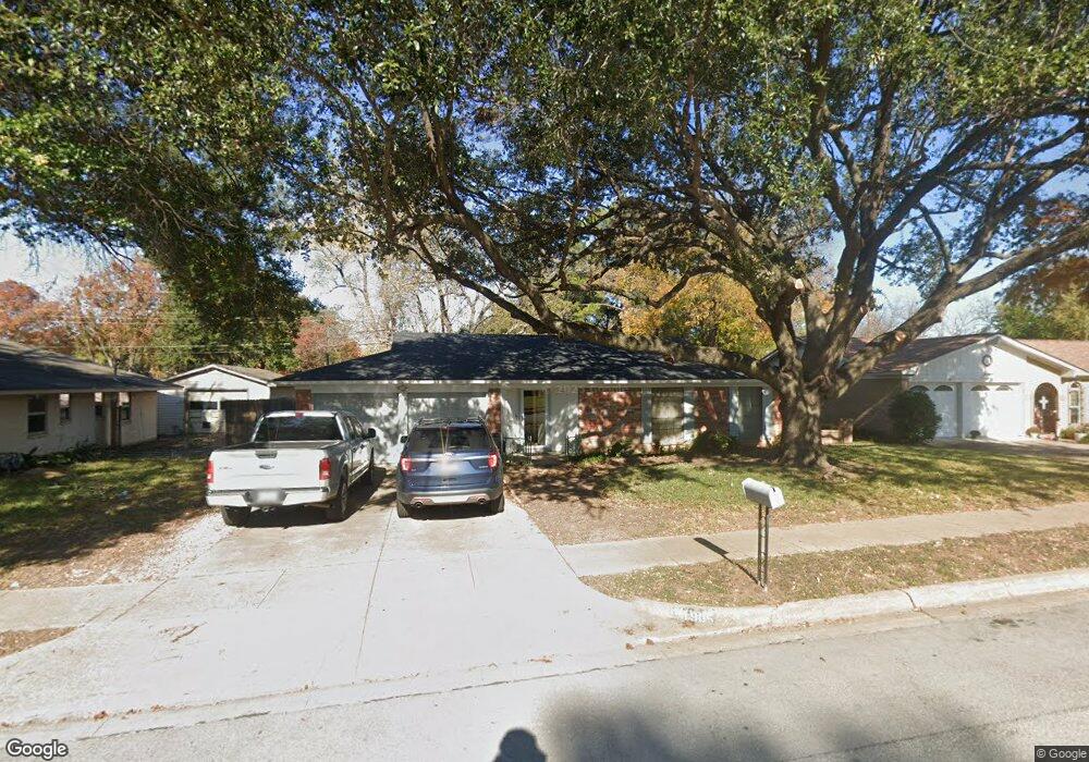 1905 Knoxville Dr, Bedford, TX 76022 - photo 1