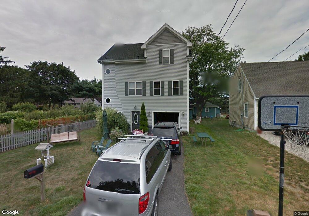 100 Islington Ave, Portsmouth, RI 02871 - photo 1