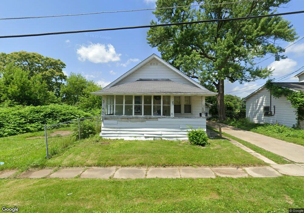 2110 Stanford Ave, Flint, MI 48503 - photo 1