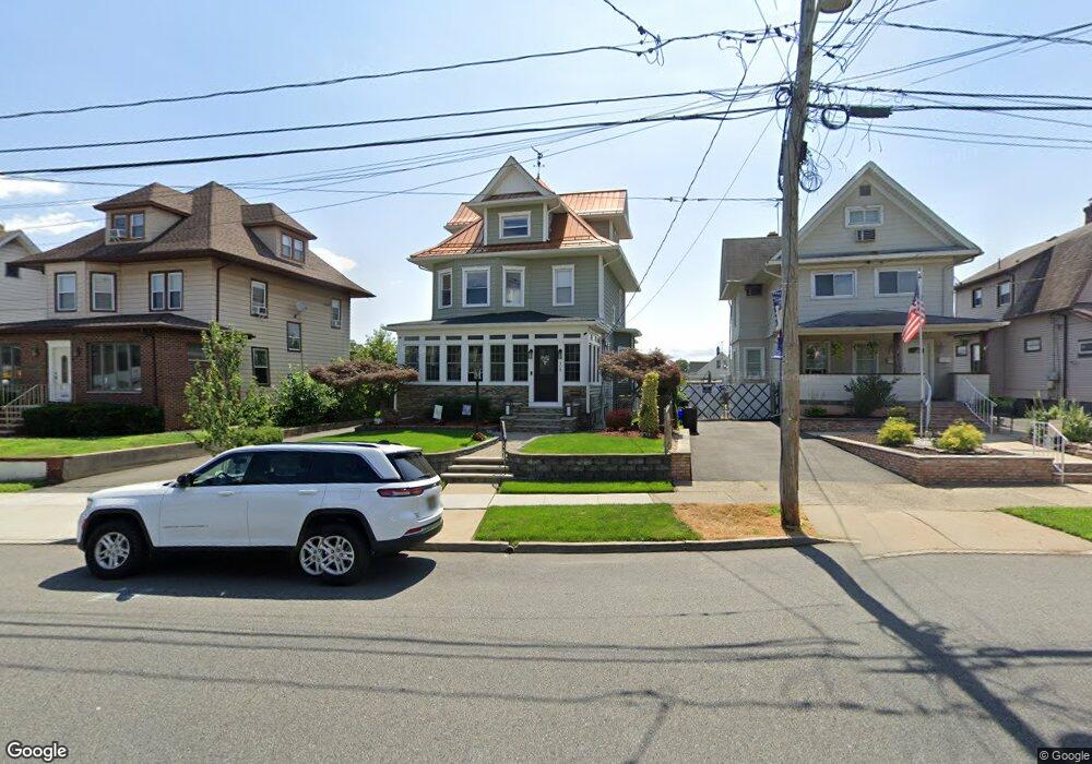 318 Stuyvesant Ave, Lyndhurst, NJ 07071 - photo 1