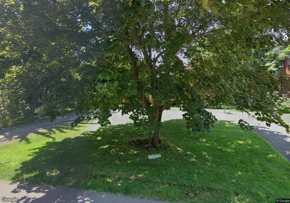 2336 Keylon Dr, West Bloomfield, MI 48324 - photo 1