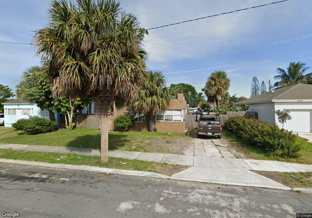 711 38th St, West Palm Beach, FL 33407 - photo 1