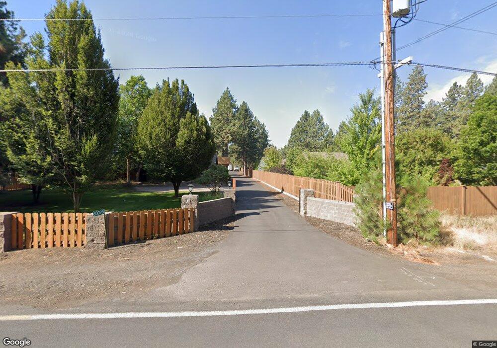 60101 Minnetonka Ln, Bend, OR 97702 - photo 1