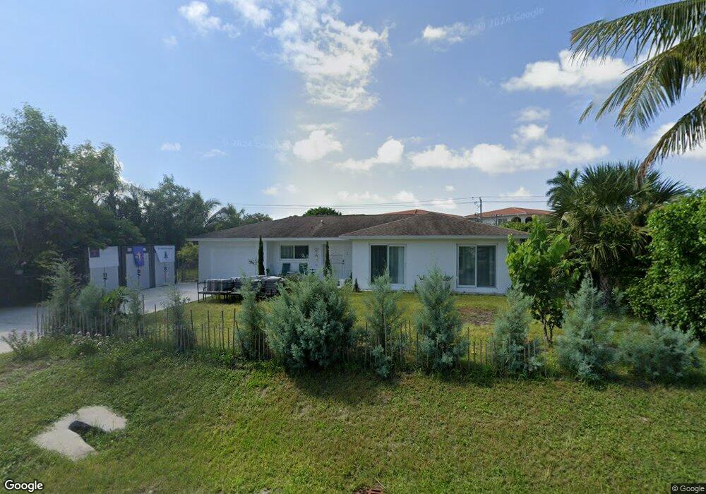 1100 Wisconsin Dr, Naples, FL 34103 - photo 1