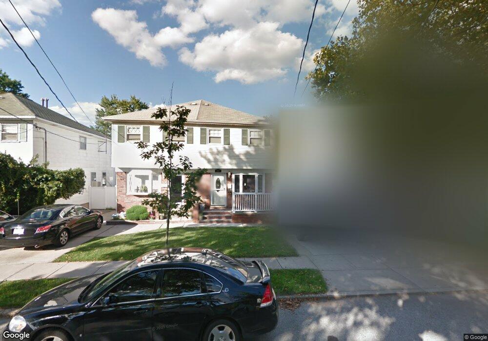 351 Chesterton Ave, Staten Island, NY 10306 - photo 1