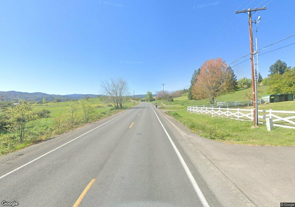 1555 Old Stage Rd, Central Point, OR 97502 - photo 1