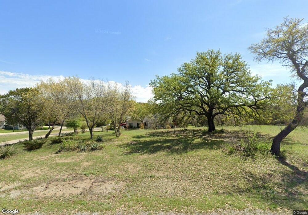 208 Woodcrest St, Weatherford, TX 76087 - photo 1