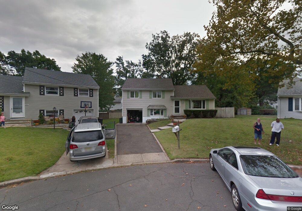 1551-2 Lenape Cir, Linden, NJ 07036 - photo 1