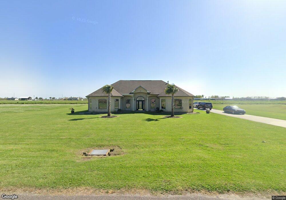 206 Crest Rd, Raceland, LA 70394 - photo 1