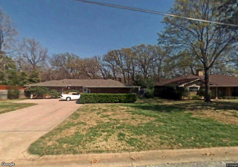1012 S French Ave, Denison, TX 75020 - photo 1