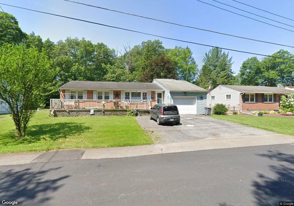 511 Schubert Rd, East Stroudsburg, PA 18301 - photo 1
