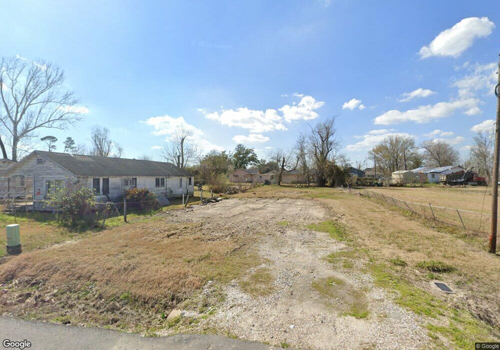 1121 N Cherry St, Lake Charles, LA 70601 - photo 1