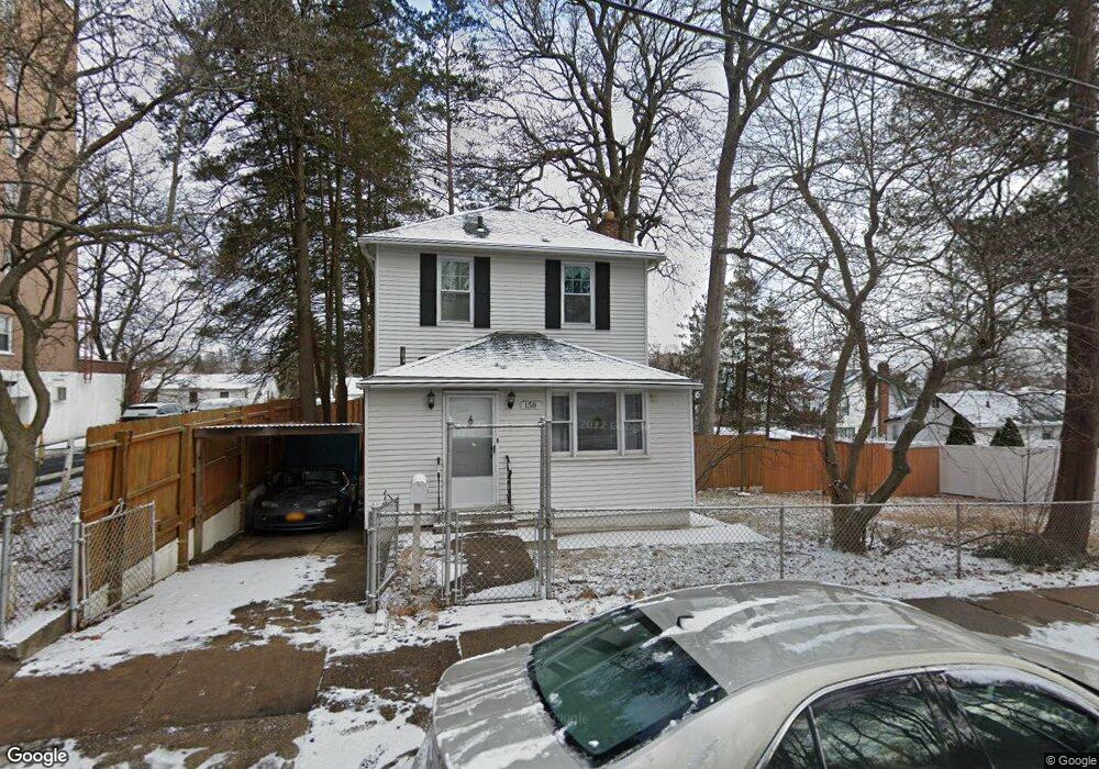 156 Parkway N, Yonkers, NY 10704 - photo 1