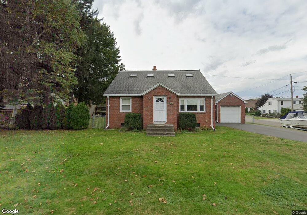104 Moore St, Chicopee, MA 01013 - photo 1