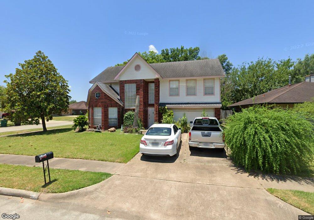 10942 Covered Bridge St, Houston, TX 77075 - photo 1