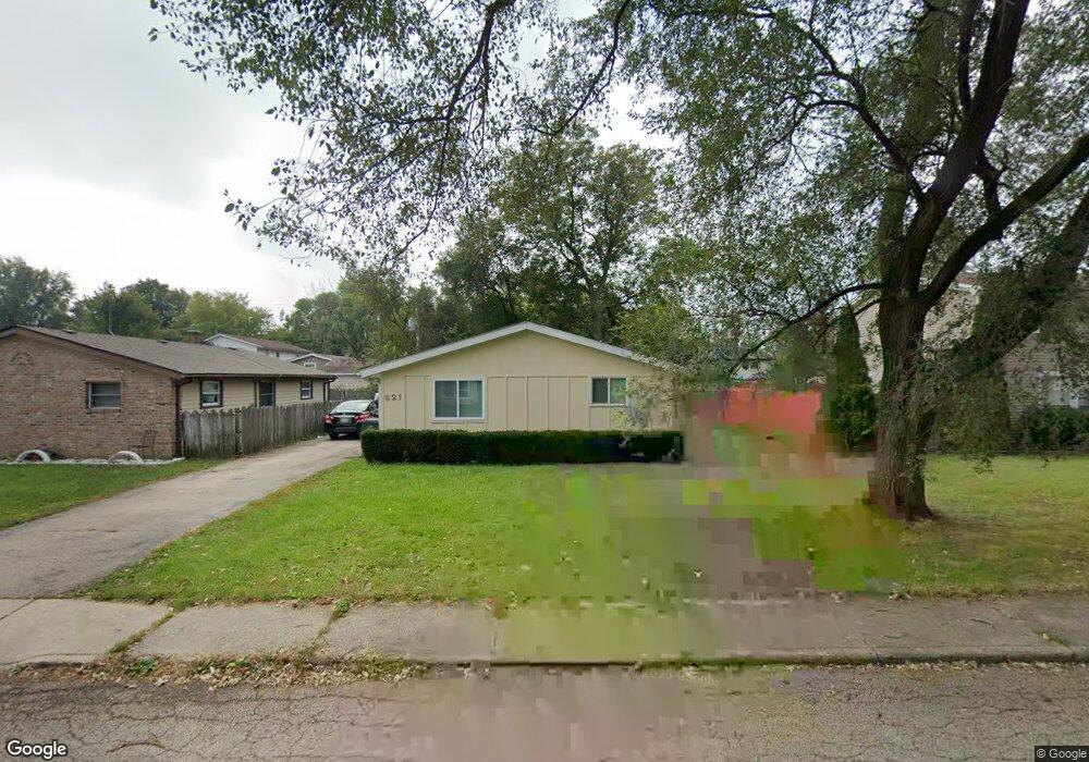 621 Santa fe Ave, Carpentersville, IL 60110 - photo 1