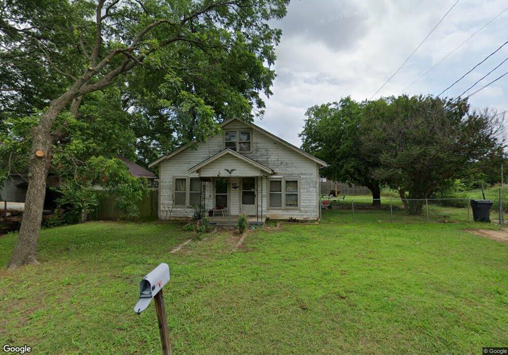 220 Moore St SE, Ardmore, OK 73401 - photo 1