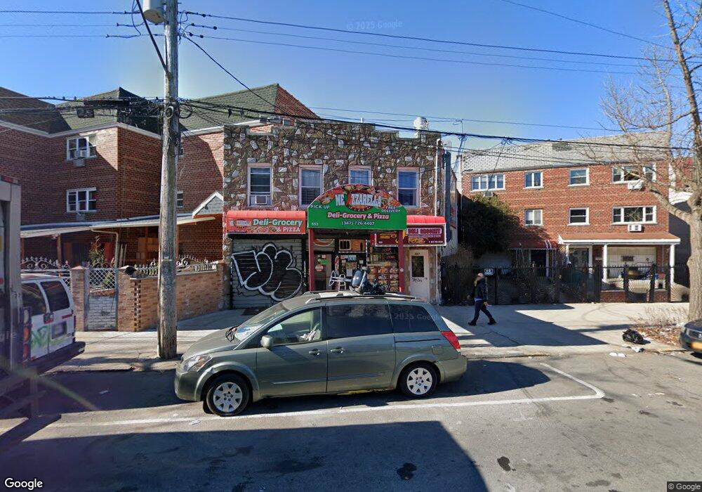 553 Soundview Ave, Bronx, NY 10473 - photo 1