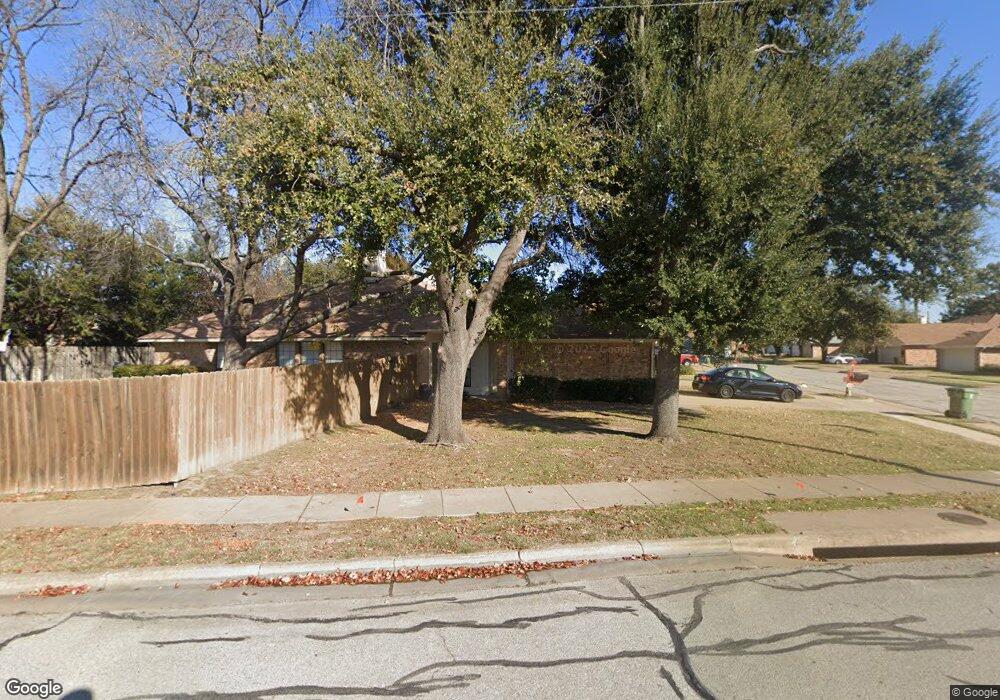 405 Sunnybrook Ct, Bedford, TX 76021 - photo 1