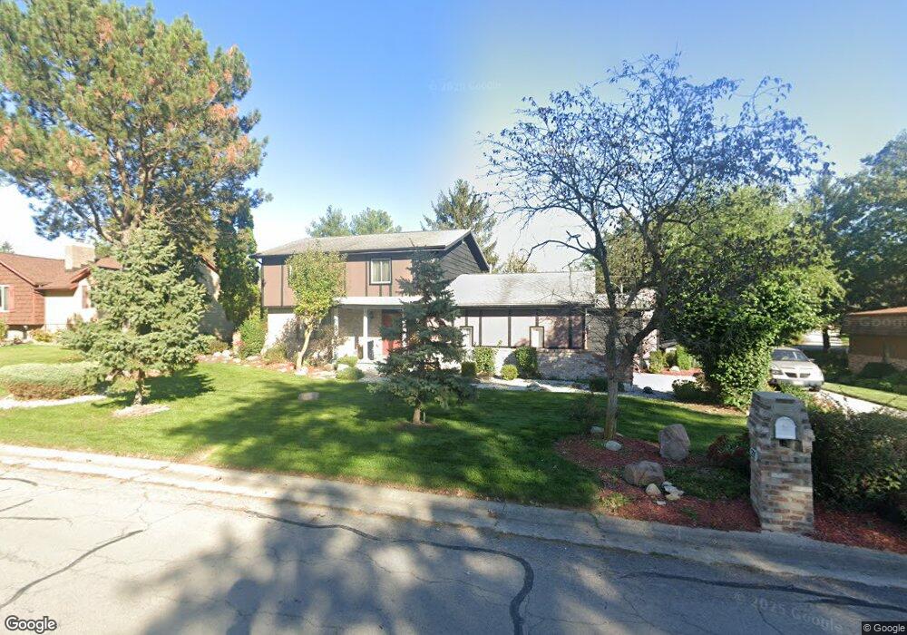 1297 Timberlane Dr, Lima, OH 45805 - photo 1