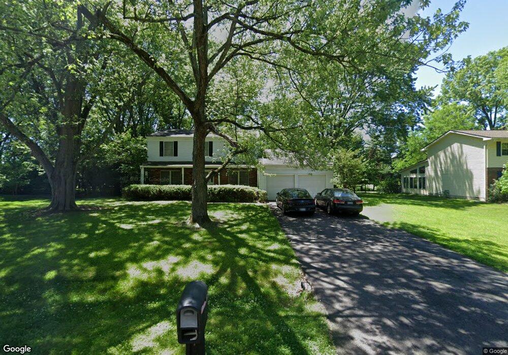 957 Old Farm Rd, Columbus, OH 43213 - photo 1