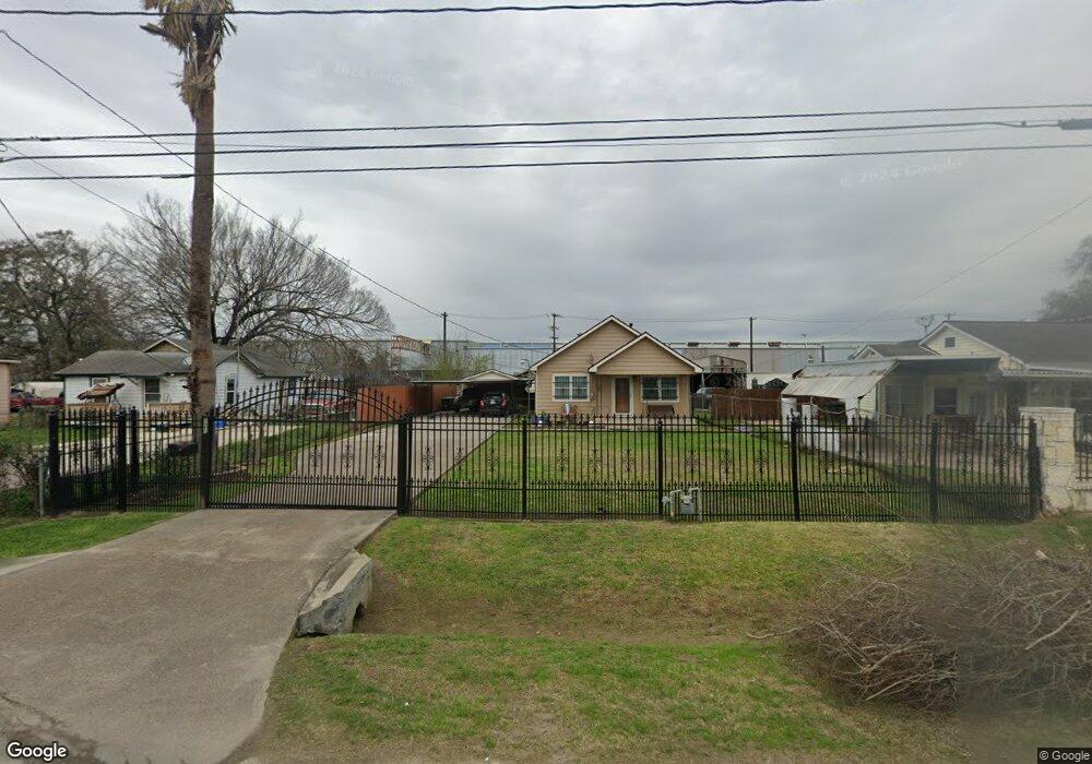 721 Apache St, Houston, TX 77022 - photo 1
