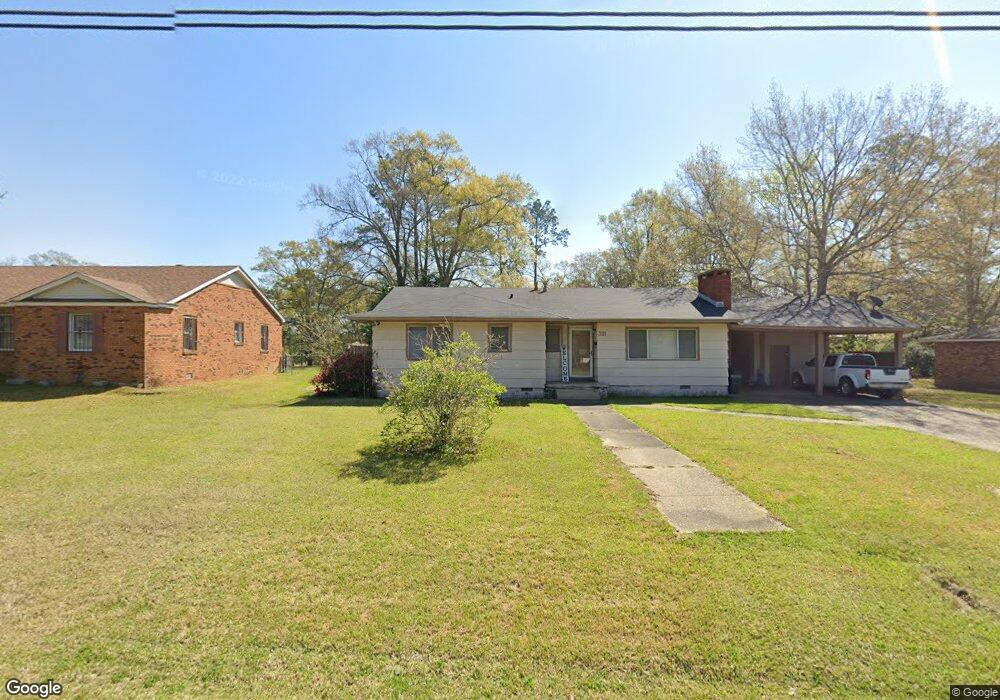 311 Sinclair St, McComb, MS 39648 - photo 1