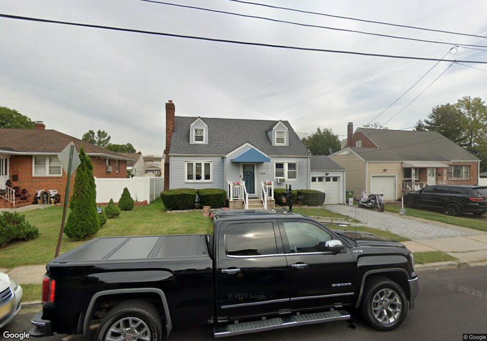 1108 Wheatsheaf Rd, Linden, NJ 07036 - photo 1