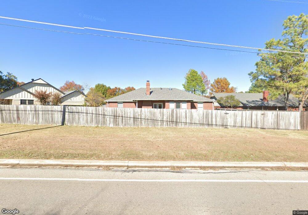 2002 Jamestown Ct, Ardmore, OK 73401 - photo 1