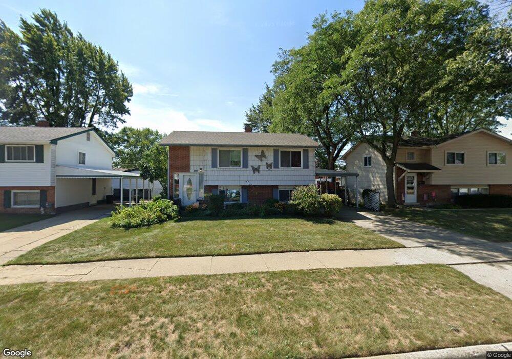 15806 Dugan St, Roseville, MI 48066 - photo 1