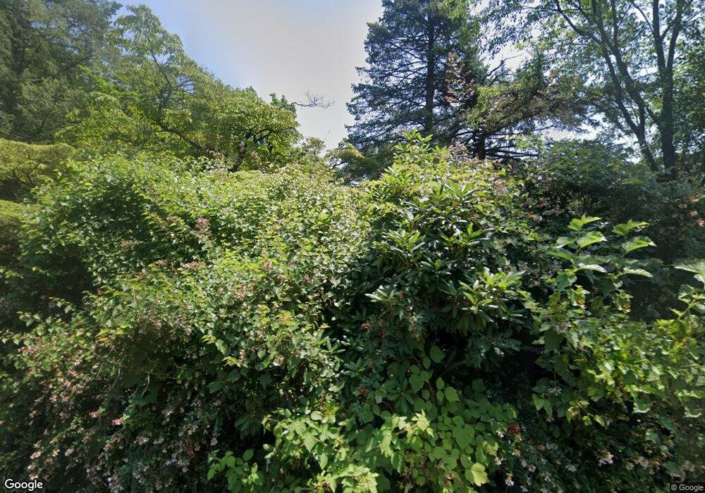 14 Bridle Path E, Port Washington, NY 11050 - photo 1