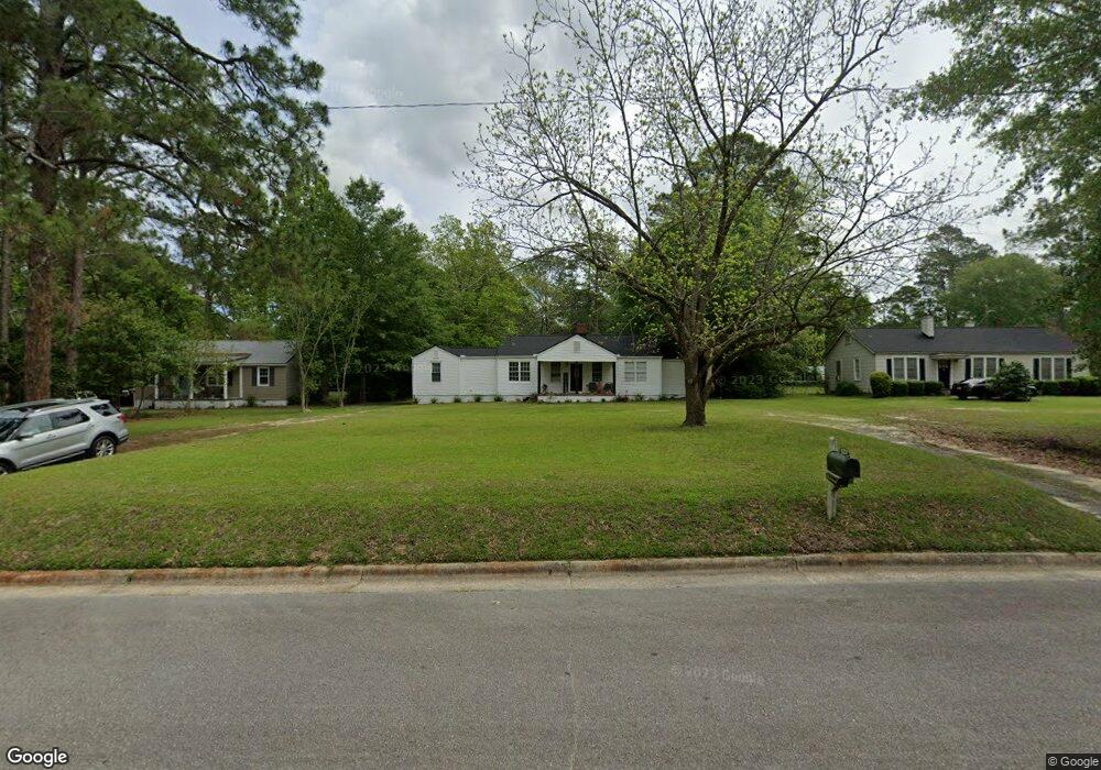 2013 2nd St SE, Moultrie, GA 31768 - photo 1