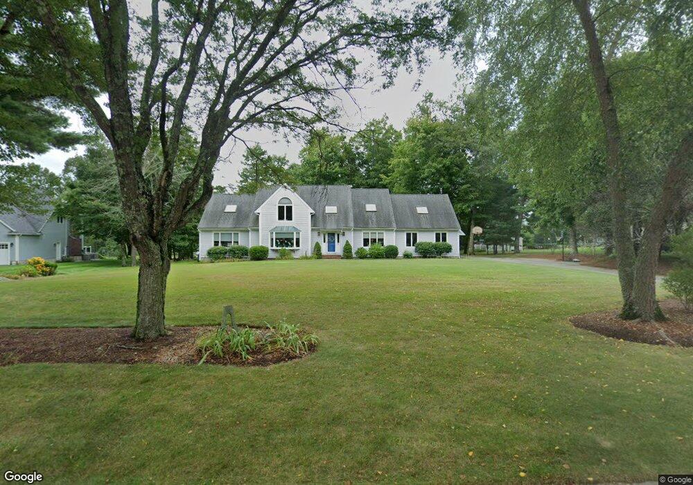 71 Buttercup Ln, Hanover, MA 02339 - photo 1