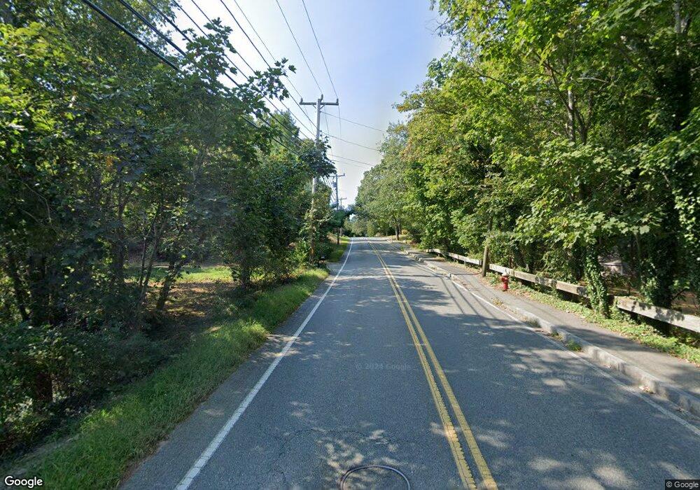 2 Hyannis-Barnstable Rd, Barnstable, MA 02630 - photo 1