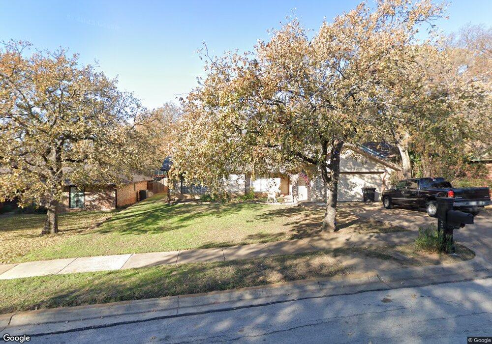 2229 Mountainview Dr, Hurst, TX 76054 - photo 1